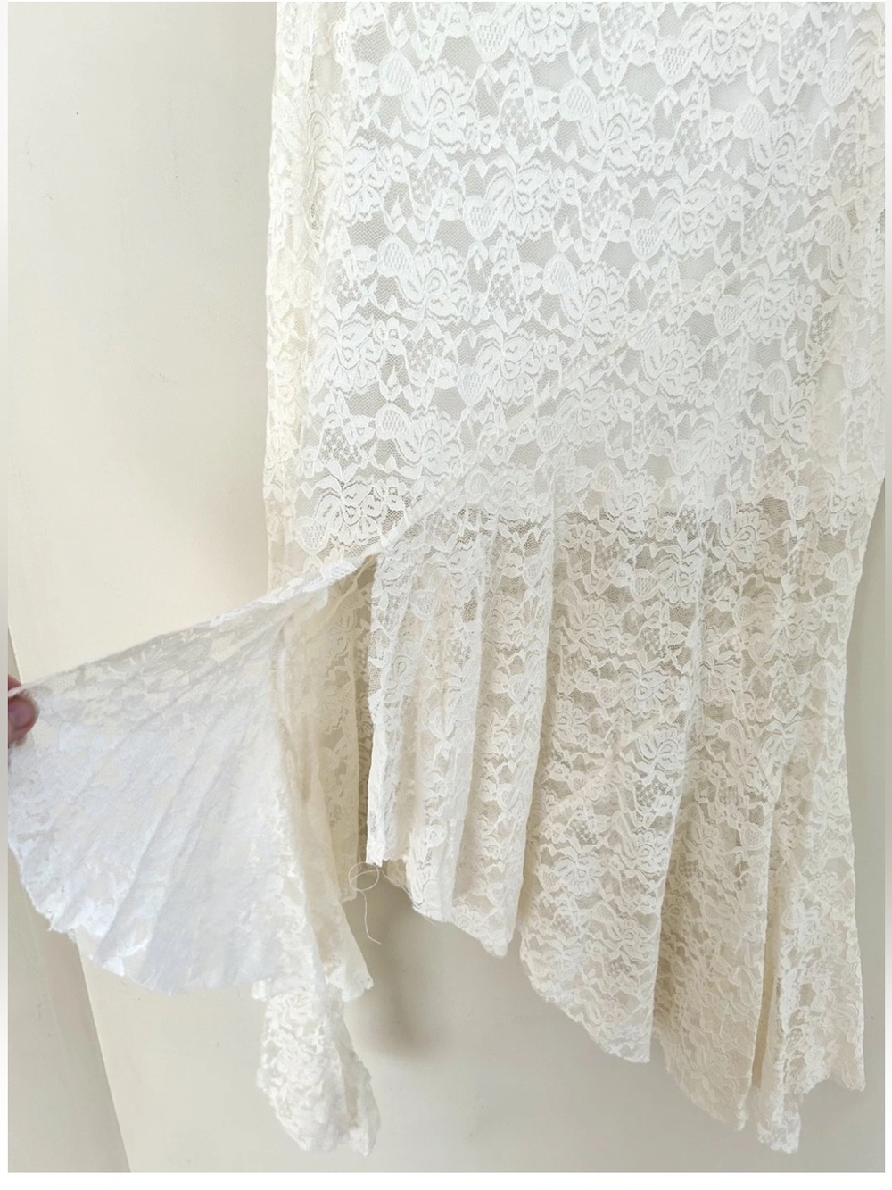 Altar’d State Faith Midi Tiered Asymmetric Lined Lace Ivory Skirt NWT Size L - Picture 5 of 10